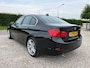 BMW 3-Serie 320i High Executive Org. NL | Navi | Leer | PDC | NAP