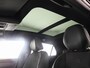 Volkswagen T-Roc R-Line First Edition 1.5 eTSI 110 kW / 150 PK SUV | Panoramaschuif-kanteldak | Assistance Pakket | Trekhaak | Black Style Pakket | Koplampverlichting matrix-led (IQ.LIGHT) | Elek. achterklep | Zwart dak