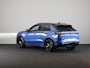 Volkswagen T-Roc R-Line First Edition 1.5 eTSI 110 kW / 150 PK SUV | Panoramaschuif-kanteldak | Assistance Pakket | Trekhaak | Black Style Pakket | Koplampverlichting matrix-led (IQ.LIGHT) | Elek. achterklep | Zwart dak