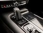 Volvo V60 2.0 T8 Twin Engine AWD Polestar Engineered 407Pk Automaat (PANORAMADAK, BOWERS&WILKINS AUDIO, HEAD-UP DISPLAY, KEYLESS, 360 GRADEN CAMERA, GELE GORDELS, TREKHAAK WEGKLAPBAAR, STANDKACHEL, 20 INCH)