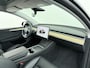 Tesla Model Y LFP-Accu SOH 97% Leder Lmv 20" Warmtepomp Camera's Panormadak Adap.Cruise Navi RWD Ecc Autopilot Stoel+Stuur+Achterbank Verwarming Elek.Achterklep Dodehoek detector Draadloze telefoonlader Origineel Nederlandse Auto