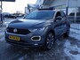 Volkswagen T-Roc 1.5 TSI 150PK Sport R-LINE AUTOM. PANO | TREKH. | ADAPT. CRUISE | ECC | LMV