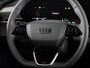 Audi Q6 e-tron S edition 83Kwh 252 pk SUV | Tech pakket plus | Glazen panoramadak | Lederen bekleding | Rode remzadels |
