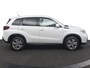 Suzuki Vitara 1.4 Boosterjet Select Smart Hybrid | €1500 Korting | Voorraad Deal | Nieuwe Auto | Direct Leverbaar | Stoelverwarming | Navigatie | Keyless Entry | Parelmoer Wit |