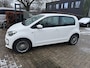 Volkswagen Up! 1.0 high up! BlueMotion 5 deurs, airco, elec pakket, cruise controle, pdc, alu sportwielen, nwe apk, 82.320 km
