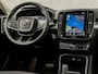 Volvo XC40 1.5 T5 Recharge Inscription 262Pk Automaat (PANORAMADAK, DEALER ONDERHOUDEN, KEYLESS ENTRY, APPLE CARPLAY, STUUR/STOEL VERWARMING, STANDKACHEL, SPORTSTOELEN, NIEUWSTAAT)