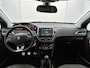 Peugeot 2008 SUV GT-line 110pk | Navigatie | Panoramadak | Climate Control | Cruise Control | Parkeersensoren | Half lederen sportstoelen | Grip Control | Bluetooth | Donker getint glas | Trekhaak | All seasonbanden | Lage kilometerstand | Dealeronderhouden | 17" lichtmetalen velgen |