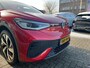 Volkswagen ID.5 Pro 77 kWh | Stoel- en stuurwielverwarming | Achteruitrijcamera | 20 inch velgen | Getint glas | Navigatie