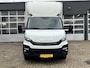 IVECO Daily 35C16V 2.3 Himatic Automaat 800kg laadklep Trekhaak 3500kg Trekgewicht zijdeur Airco cruise controle Telefoonverbinding 3-Persoons bakwagen verhuiswagen Meubelbak Euro 6 Tachograaf
