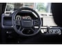 Land Rover Defender 110 P300e X-Dynamic SE | 6 Zitplaatsen Jump Seat | Black Exterior Pack | Panoramic sunroof | Head-up Display | Trekhaak |