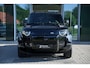 Land Rover Defender 110 P300e X-Dynamic SE | 6 Zitplaatsen Jump Seat | Black Exterior Pack | Panoramic sunroof | Head-up Display | Trekhaak |