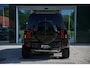 Land Rover Defender 110 P300e X-Dynamic SE | 6 Zitplaatsen Jump Seat | Black Exterior Pack | Panoramic sunroof | Head-up Display | Trekhaak |
