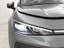 Volkswagen T-Roc 1.5 eTsi Style First Edition 116 PK Automaat | Panoramaschuif-kanteldak | Black style | Navigatie | Apple Carplay draadloos | Android Auto draadloos | IQ Lights | Camera | Ruiten getint | 18" Lichtmetalen velgen | Climate control | Adaptive cruise control | Achterklep elektrisch |