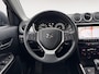 Suzuki Vitara 1.5 Hybrid Style | VOLLEDIGE UITVOERING! | Automaat | Apple Carplay/Android Auto | Achteruitrijcamera | Adaptive Cruise Control | BLISS | Elek. Pano Dak | Stoelverwarming |