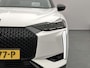 DS 3 EV E-Tense Performance Line 54 kWh 156 pk | Navigatie | Achteruitrijcamera | Parkeersensoren Voor en Achter | Voorstoelen Verwarmd | Alcantara Bekleding | LED Koplampen | Dodehoek Detectie | Keyless Start | 17" Lichtmetalen Velgen | Apple Carplay/Android Auto |