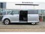 Volkswagen ID. Buzz Pro Bulli 7-Zits Pakket | Design Pakket Plus | Open & Close Pakket | Trekhaak | Navigatie | Travel Assist