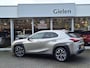 Lexus UX 250h Preference Line | Dodehoekherkenning, 18 inch, Stoel + Stuurverwarming, Parkeersensoren, Apple CarPlay/Android Auto