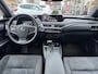 Lexus UX 250h Preference Line | Dodehoekherkenning, 18 inch, Stoel + Stuurverwarming, Parkeersensoren, Apple CarPlay/Android Auto