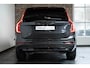 Volvo XC90 T8 Recharge AWD Ultimate Dark | Wegklapbare trekhaak | 360 Graden Camera | Getint Glas Achter | Luchtvering | Adaptieve Cruise Control | Verwarmbare Voorstoelen | Dodehoekdetectie Met Correctie | Panorama Dak | Rijstrooksensor Met Correctie | Navigatiesysteem | Keyless Entry | Verwarmbare Achterbank
