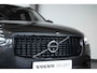 Volvo XC90 T8 Recharge AWD Ultimate Dark | Wegklapbare trekhaak | 360 Graden Camera | Getint Glas Achter | Luchtvering | Adaptieve Cruise Control | Verwarmbare Voorstoelen | Dodehoekdetectie Met Correctie | Panorama Dak | Rijstrooksensor Met Correctie | Navigatiesysteem | Keyless Entry | Verwarmbare Achterbank