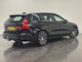 Volvo V60 T6 Plug-in hybrid AWD Plus Dark | 360 Camera | Achterbank verwarmd | Premium audio | Trekhaak |