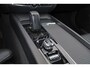 Volvo V60 B3 Momentum - Leder - IntelliSafe Surround - Elektr. bedienb. voorstoelen - Parkeercamera achter - Verwarmde voorstoelen - Extra getint glas - Parkeersensoren voor & achter - Adaptieve LED koplampen -