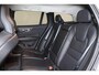 Volvo V60 B3 Momentum - Leder - IntelliSafe Surround - Elektr. bedienb. voorstoelen - Parkeercamera achter - Verwarmde voorstoelen - Extra getint glas - Parkeersensoren voor & achter - Adaptieve LED koplampen -