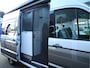 Volkswagen Crafter Grand California 600 - 46 dKm 2022 4 PERS-ZONNEPANEEL-2 TONE Metallic -4S BANDEN- , apple carplay, verwarming, circulaire verwarming, winterisolatie, dakluiken-groot,electrische opstap, hordeur, Truma luifelcabine verduistering, bedvering schotelveren, matras traagschuim,