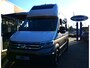 Volkswagen Crafter Grand California 600 - 46 dKm 2022 4 PERS-ZONNEPANEEL-2 TONE Metallic -4S BANDEN- , apple carplay, verwarming, circulaire verwarming, winterisolatie, dakluiken-groot,electrische opstap, hordeur, Truma luifelcabine verduistering, bedvering schotelveren, matras traagschuim,