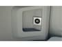 Volkswagen Crafter Grand California 600 - 46 dKm 2022 4 PERS-ZONNEPANEEL-2 TONE Metallic -4S BANDEN- , apple carplay, verwarming, circulaire verwarming, winterisolatie, dakluiken-groot,electrische opstap, hordeur, Truma luifelcabine verduistering, bedvering schotelveren, matras traagschuim,