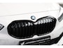 BMW 1-Serie 118i High Executive / M-Sport / Automaat / Stuur+Stoelverwarming / Trekhaak / Navigatie