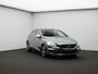 Volvo V40 2.0 T4 Business Sport R-Design / Standkachel / Pan. dak / Leder / Park Pilot / Stoelverwarming