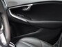 Volvo V40 2.0 T4 Business Sport R-Design / Standkachel / Pan. dak / Leder / Park Pilot / Stoelverwarming
