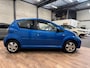Toyota Aygo 1.0-12V Dynamic Blue / Bluetooth / AIRCO / 5 DRS /