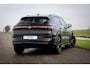 Volkswagen T-Roc 1.5 eTsi R-Line First Edition | Velgen 'Calgary', 20 inch | Achterklep elektrisch bedienbaar | Black Style Pakket