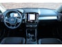 Volvo XC40 T4 Momentum | Parkeercamera | Keyless Entry | DAB+ | Volvo on Call | 19'' Lichtmetalen Velgen | Navigatie | Cruise Control | LED Koplampen | Regensensor | Bluetooth Telefonie & Multimedia