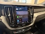 Volvo XC60 2.0 T6 Plug-in hybrid AWD Plus Black Edition | Panoramadak | Trekhaak | Apple CarPlay |