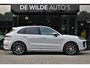 Porsche Cayenne 3.0 S E-Hybrid SportDesign 520pk Krijt Pano SoftClose Trekhaak Head-up InnoDrive Keyless 360-camera Bose