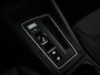 Volkswagen Golf 1.5 eHybrid Life Edition 204 pk Automaat (DSG) | Verlengde garantie | Navigatie via App | Parkeersensoren (Park assist) | Achteruitrijcamera | Stoelverwarming |