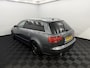Audi A4 Avant 2.0 TFSI Pro Line Inruilauto’s tegen vaste prijzen. Voor meer info: 0638140850 Bij de verkoop van gebruikte voertuigen door CD-Cars wordt geen standaard garantie verstrekt. De koper aanvaardt het voertuig in de staat waarin het zich bevindt op het moment van aankoop