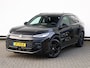 Volkswagen T-Roc 1.5 eTsi R-Line First Edition 150 pk DSG | Navigatie | Trekhaak | Black Style | Camera