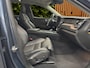 Volvo XC60 2.0 T8 Plug-in hybrid AWD Ultimate Dark 360cam Stoelventilatie 21''velgen Harman&Kardon