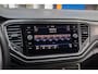 Volkswagen T-Roc 1.5 TSI Style | Trekhaak | Cruise adaptief | Apple Carplay/Android Auto | Navigatiesysteem | Parkeersensoren | | Achterbank in delen neerklapbaar | Bluetooth telefoonvoorbereiding | Cruise control adaptief