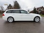 BMW 3-Serie Touring 318i High Executive / Automaat / Panorama dak / Goed onderhouden / Climate Control / Stoelverwarming