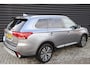 Mitsubishi Outlander 2.0 2WD Limited+ Automaat 7 zitter