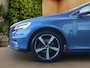 Volvo V40 2.0 T4 Business Sport | R-design | Panoramadak | Trekhaak | Camera | Keyless