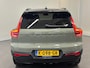 Volvo XC40 Recharge P8 AWD R-Design | Achteruitrijcamera | Apple Carplay/Android Auto | Verwarmde achterbank | Stuurverwarming | Extra getint glas | Cruise control adaptief |