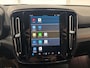Volvo XC40 Recharge P8 AWD R-Design | Achteruitrijcamera | Apple Carplay/Android Auto | Verwarmde achterbank | Stuurverwarming | Extra getint glas | Cruise control adaptief |