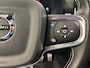 Volvo XC40 Recharge P8 AWD R-Design | Achteruitrijcamera | Apple Carplay/Android Auto | Verwarmde achterbank | Stuurverwarming | Extra getint glas | Cruise control adaptief |