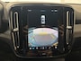 Volvo XC40 Recharge P8 AWD R-Design | Achteruitrijcamera | Apple Carplay/Android Auto | Verwarmde achterbank | Stuurverwarming | Extra getint glas | Cruise control adaptief |